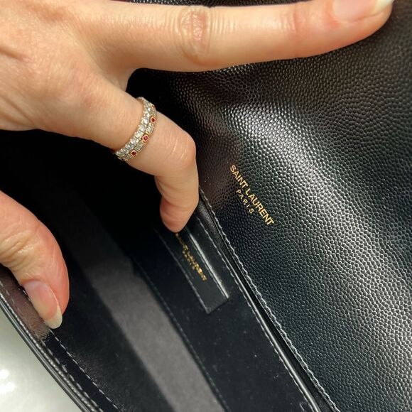 YVES SAINT LAURENT KATE CLUTCH IN GRAIN DE POUDRE LEATHER BLACK HANDBAG - Picture 5 of 11